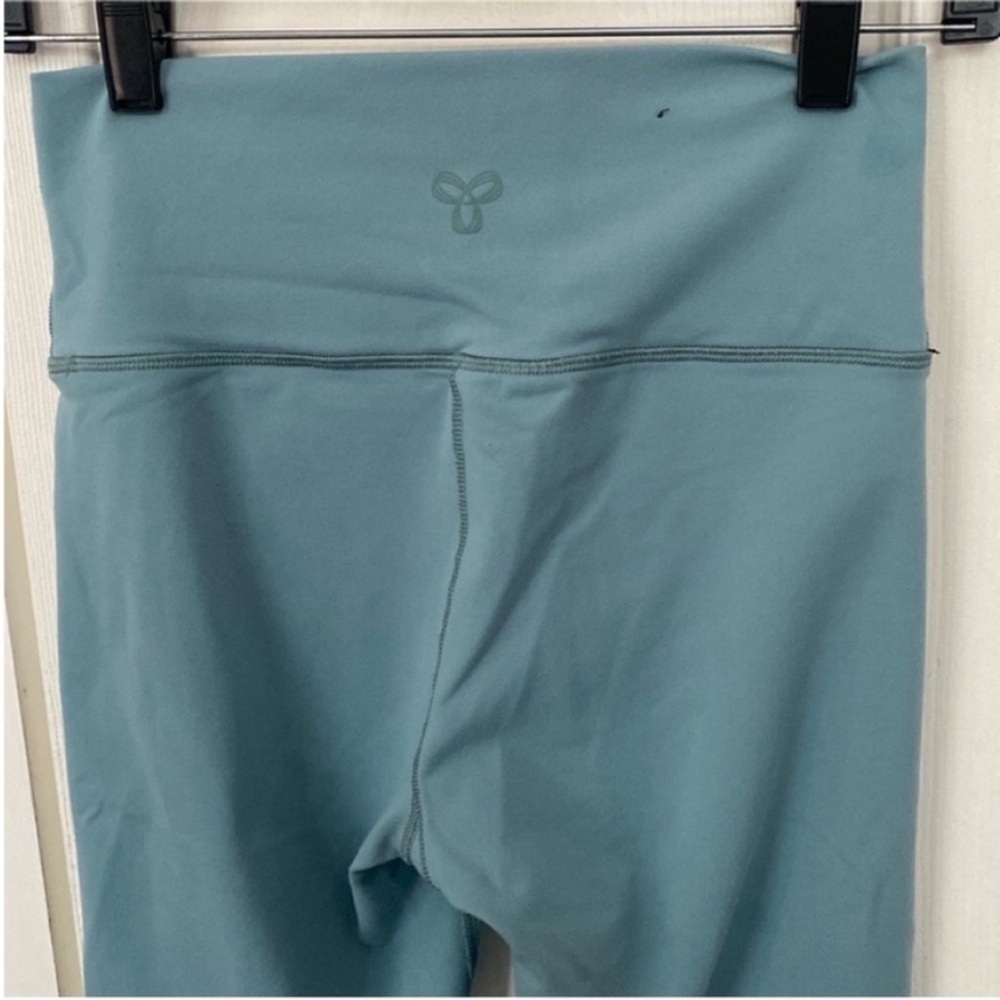 ARITZIA Tna Leggings Crop 21” inseam Blue size Medium. - Picture 5 of 10